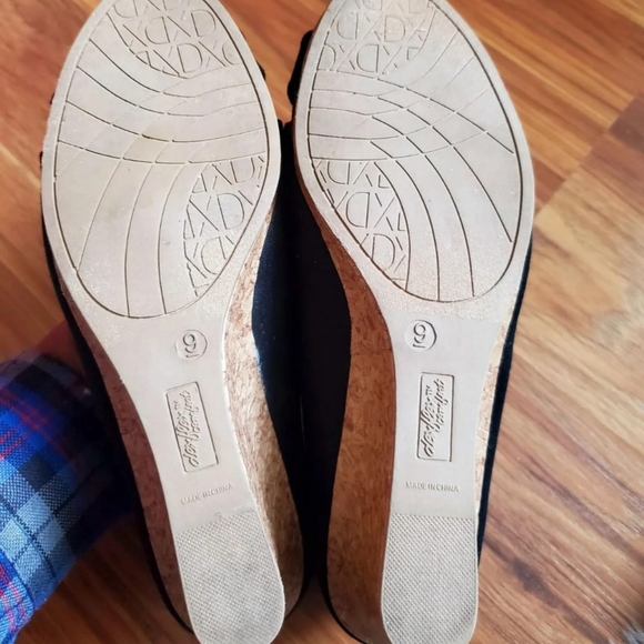 Open toe heel wedges US Size 9 - Picture 2 of 4